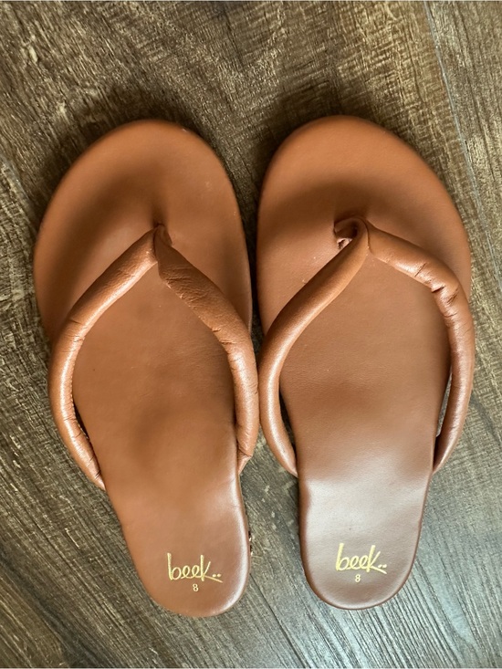 beek Shoes - Beek Tan Padded Flip Flop Sandals - Women